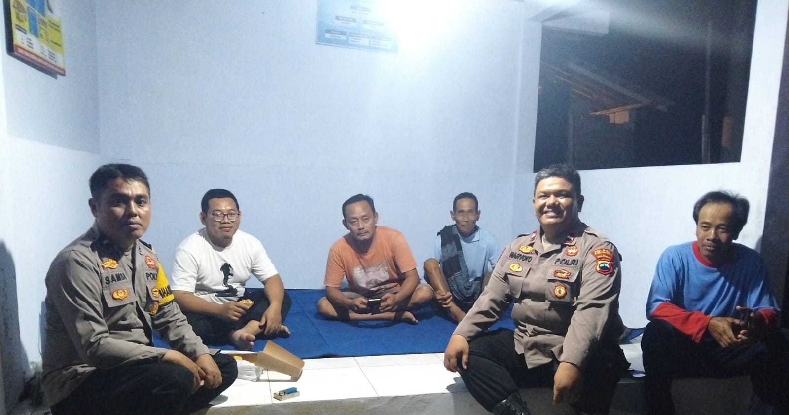 Polsek Prembun Sambangi Warga Ronda Malam di Desa Sembirkadipaten
