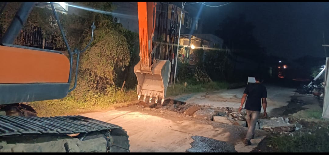 Sinergi Inspiratif: PT Praba Mas Hill dan DPU Kota Semarang Wujudkan Infrastruktur Jalan yang Lebih Baik di Gunungpati