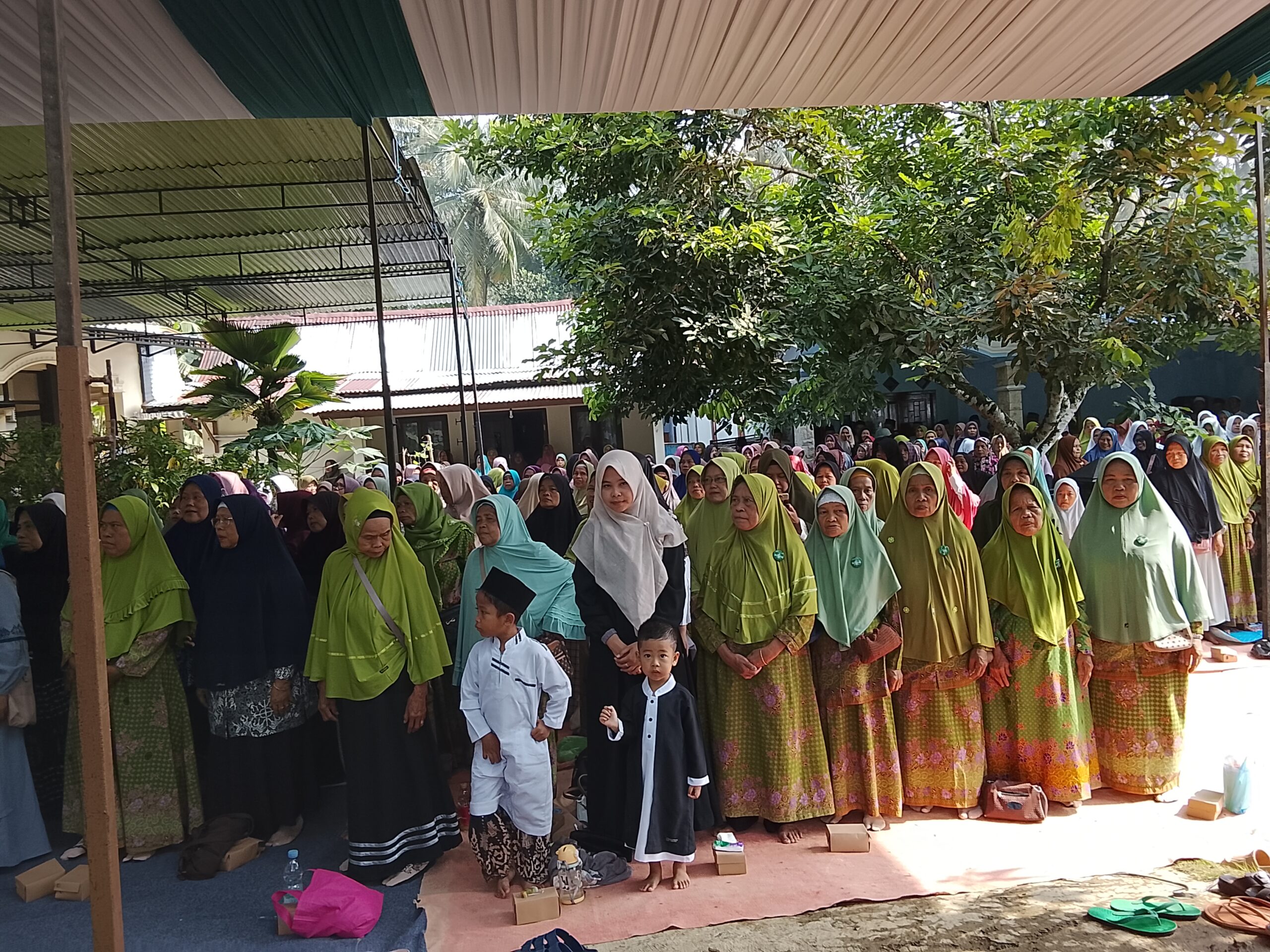 Mrebet Bergelora: Pengurus MWC NU Dikukuhkan, Semangat Pengajian Ahad Wage Membara   